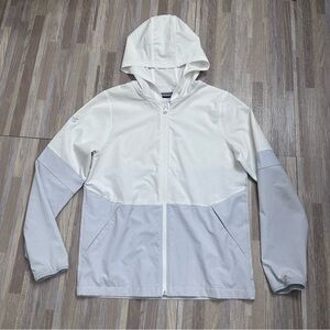 Under Armor White and Gray Hooded Warm Up Jacket Youth Large.